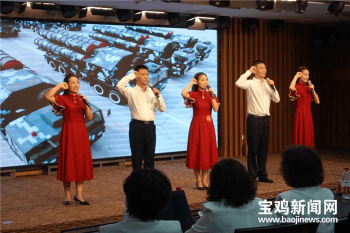 1960年王震来石河子总场视察被当成工作人员,只因穿着太朴素
